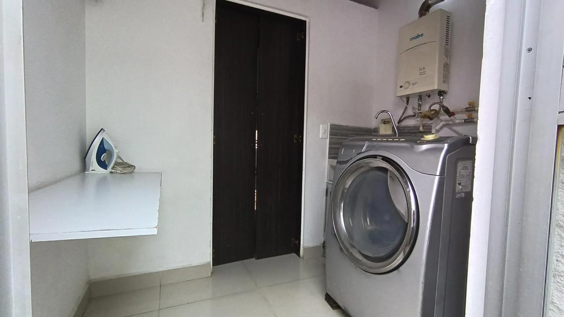 Apartment With Jacuzzi In Laureles Medellin 0*,